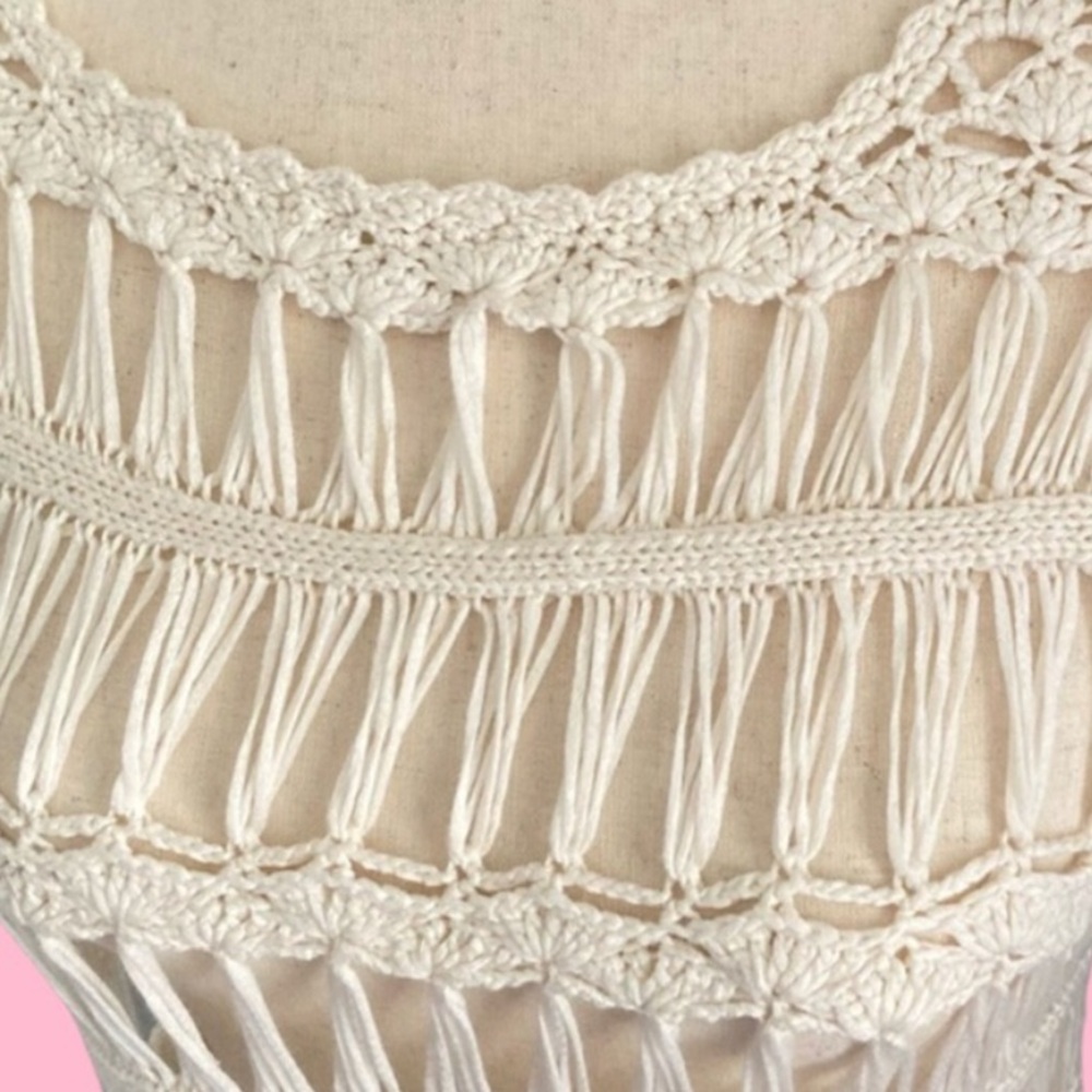 Candies Ivory Cream Crochet Knit Pattern Design Top NWT - Picture 5 of 9